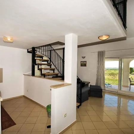 Wish Apartments *
